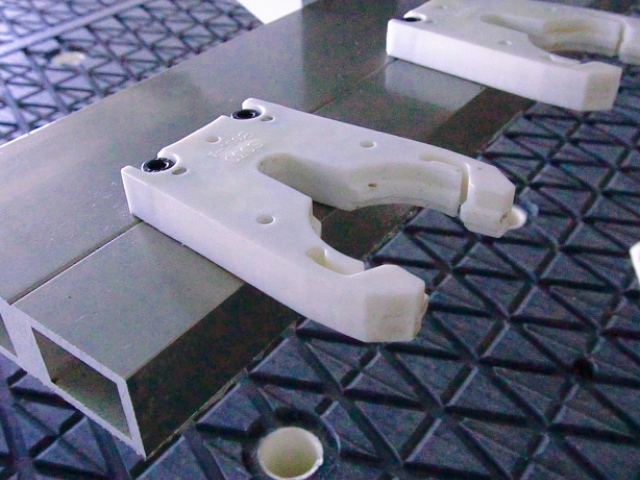 C&C router manufacturer
